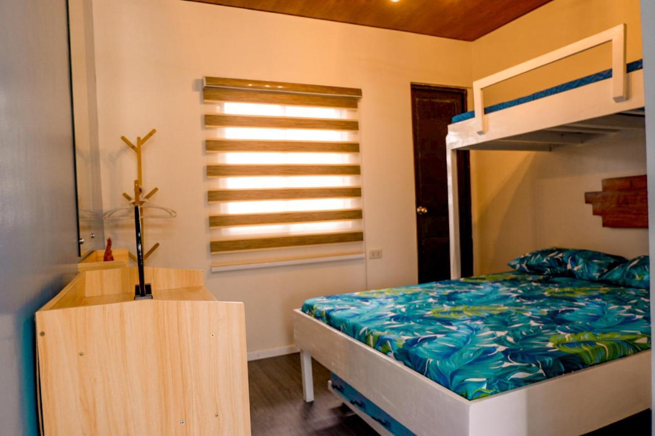 Puffer Isle Resort Dingalan Ngoại thất bức ảnh