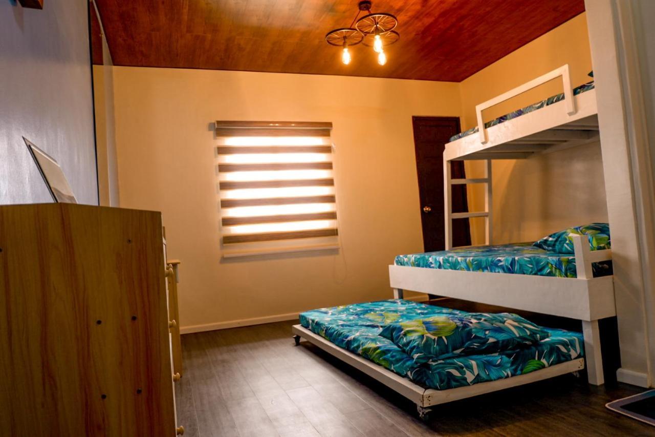 Puffer Isle Resort Dingalan Ngoại thất bức ảnh